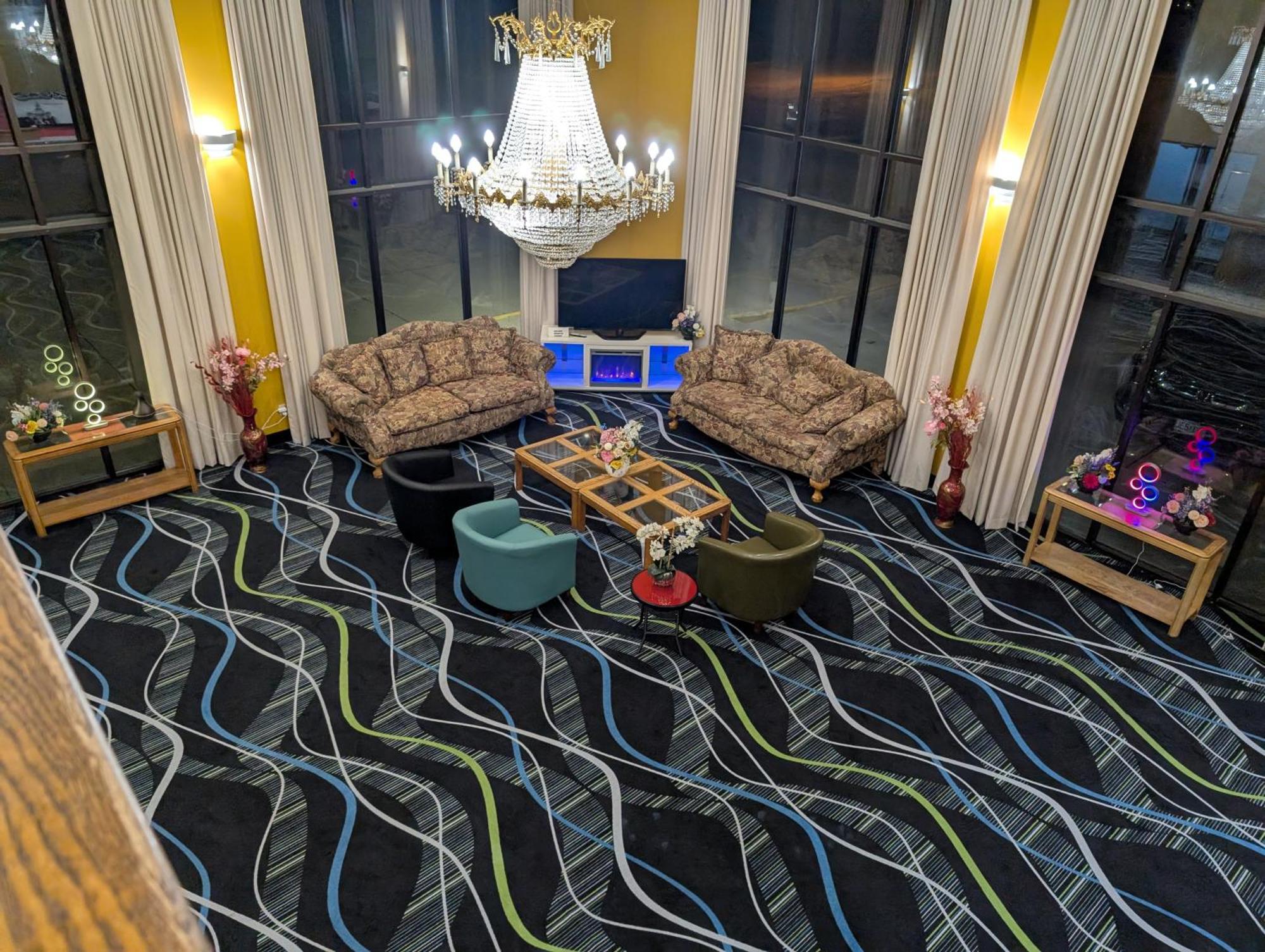 Hotel Super 8 By Wyndham Staunton Extérieur photo